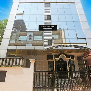 Hotel Super Townhouse Cantonment Formerly Sarin, Varanasi